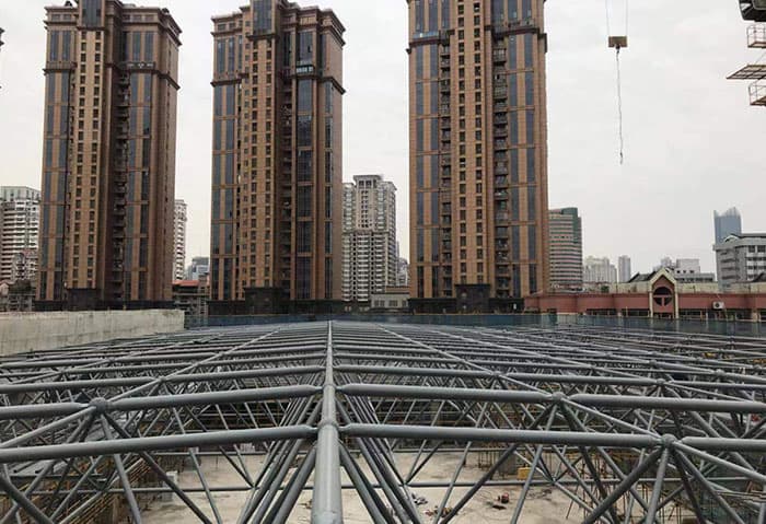 乐平螺栓球网架结构